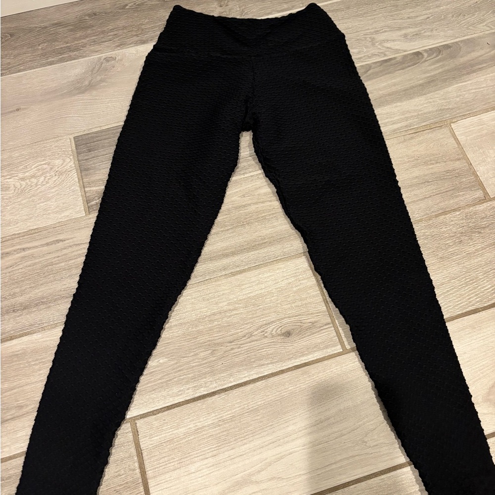 Booty by Brabants Black Textured Leggings